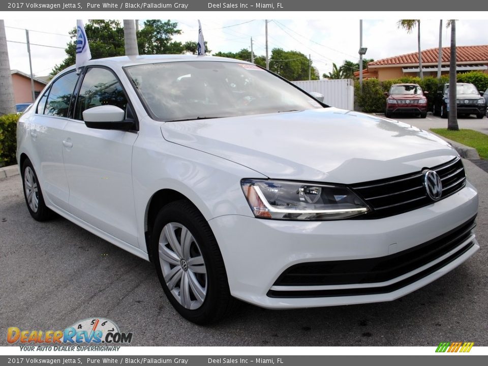 2017 Volkswagen Jetta S Pure White / Black/Palladium Gray Photo #2