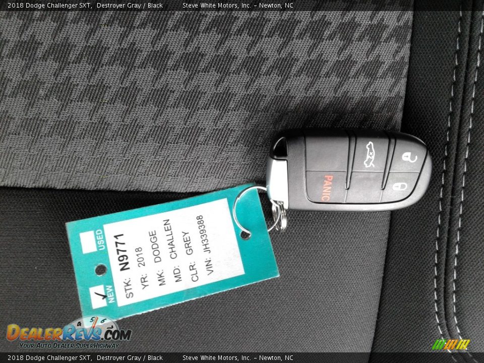 2018 Dodge Challenger SXT Destroyer Gray / Black Photo #26