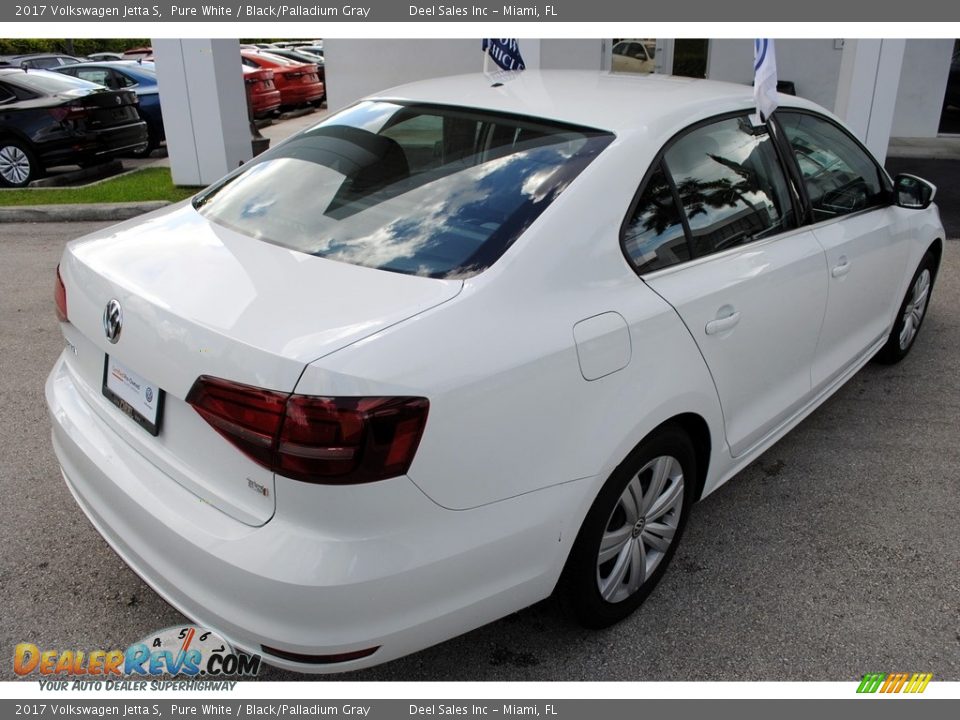 2017 Volkswagen Jetta S Pure White / Black/Palladium Gray Photo #9