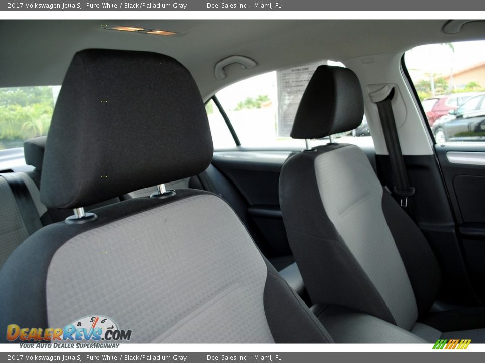 2017 Volkswagen Jetta S Pure White / Black/Palladium Gray Photo #19