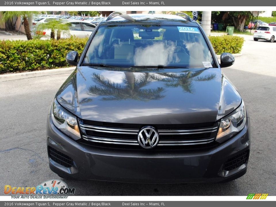 2016 Volkswagen Tiguan S Pepper Gray Metallic / Beige/Black Photo #3