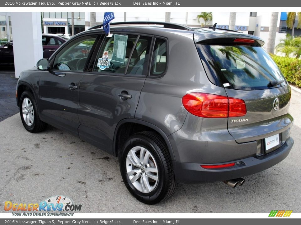 2016 Volkswagen Tiguan S Pepper Gray Metallic / Beige/Black Photo #6
