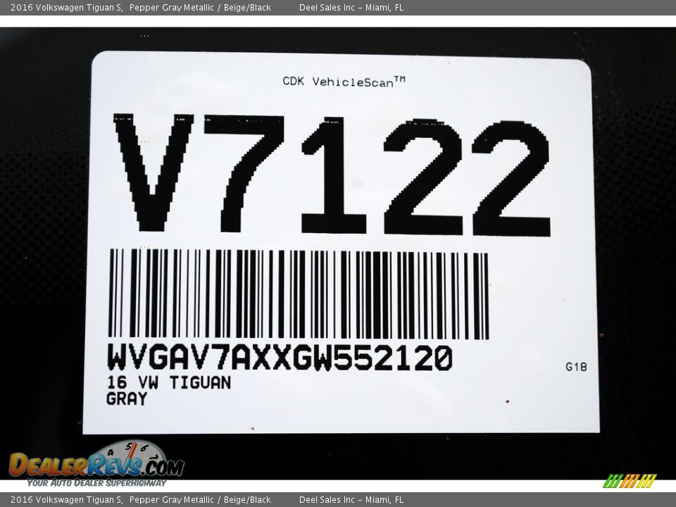 2016 Volkswagen Tiguan S Pepper Gray Metallic / Beige/Black Photo #20