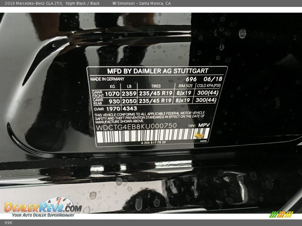 Mercedes-Benz Color Code 696 Night Black