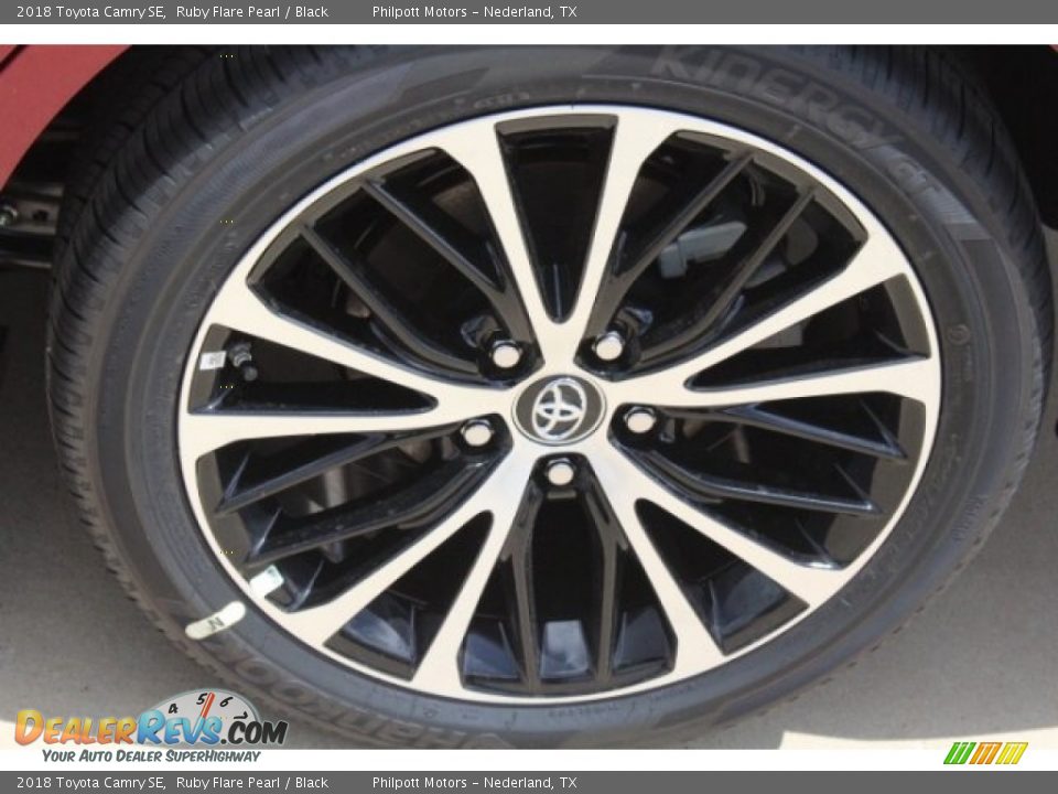 2018 Toyota Camry SE Ruby Flare Pearl / Black Photo #5