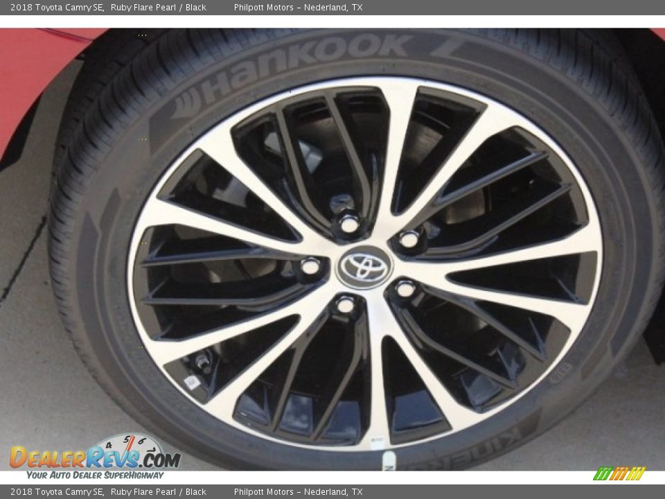 2018 Toyota Camry SE Ruby Flare Pearl / Black Photo #9