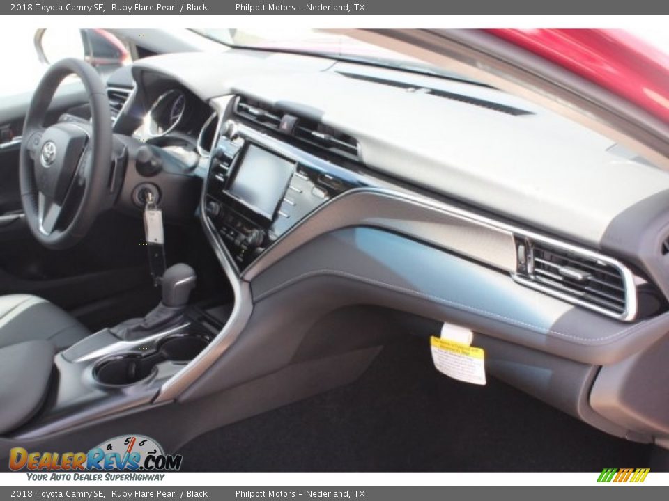 2018 Toyota Camry SE Ruby Flare Pearl / Black Photo #30