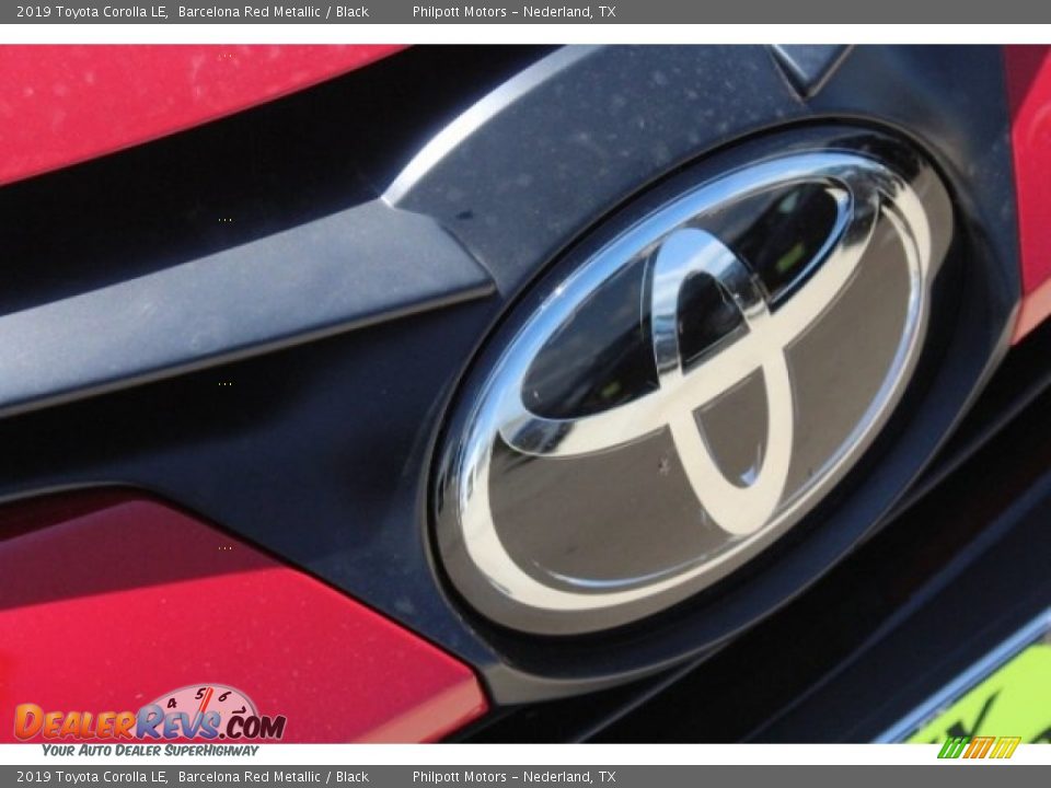 2019 Toyota Corolla LE Barcelona Red Metallic / Black Photo #11