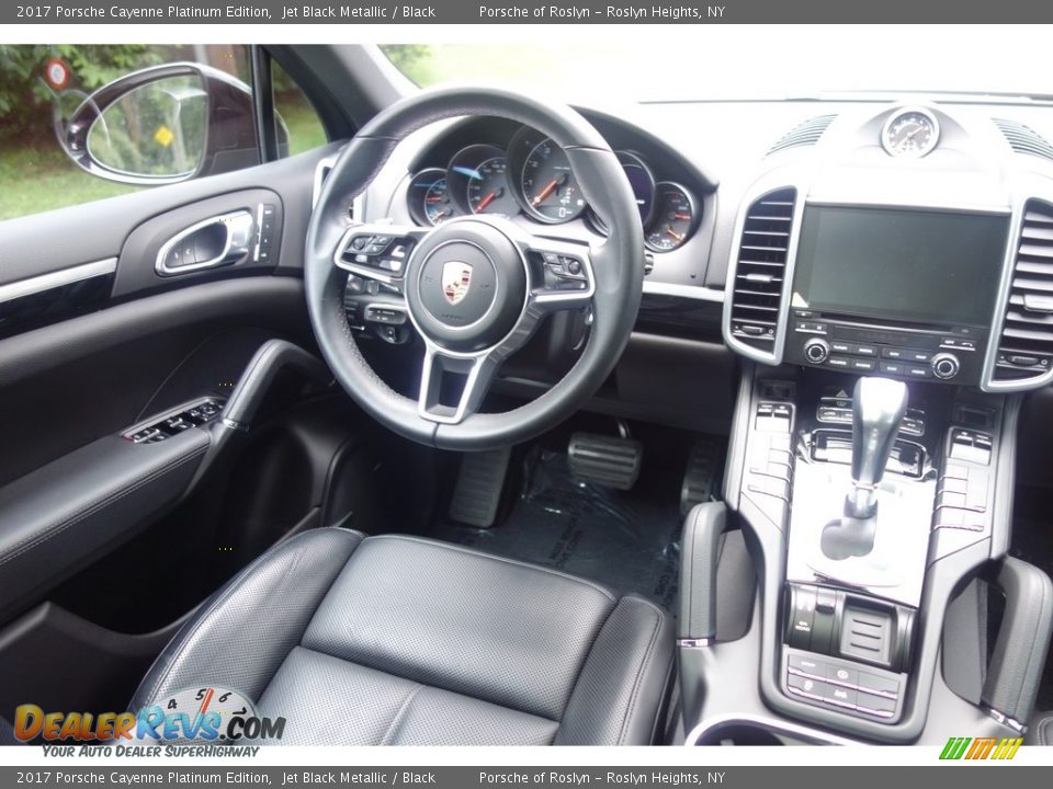 2017 Porsche Cayenne Platinum Edition Jet Black Metallic / Black Photo #13