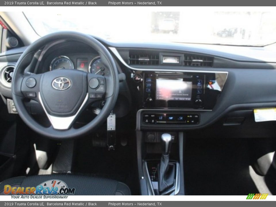 2019 Toyota Corolla LE Barcelona Red Metallic / Black Photo #23