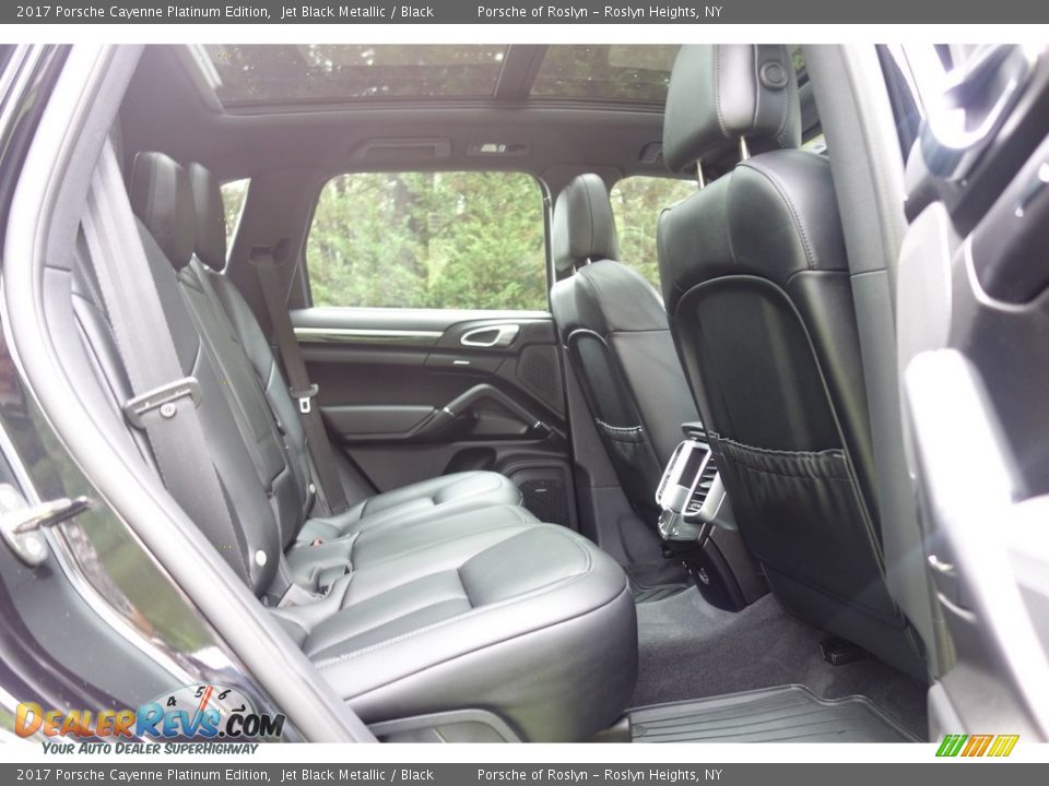 2017 Porsche Cayenne Platinum Edition Jet Black Metallic / Black Photo #19