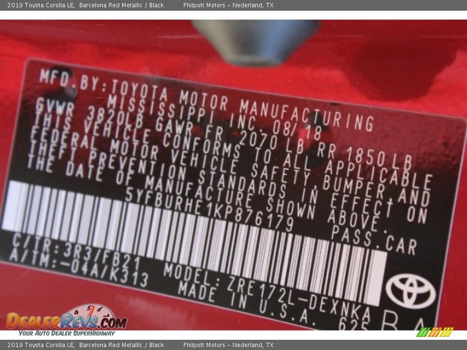 2019 Toyota Corolla LE Barcelona Red Metallic / Black Photo #33