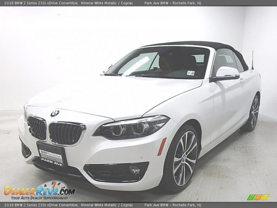 2018 BMW 2 Series 230i xDrive Convertible Mineral White Metallic / Cognac Photo #1