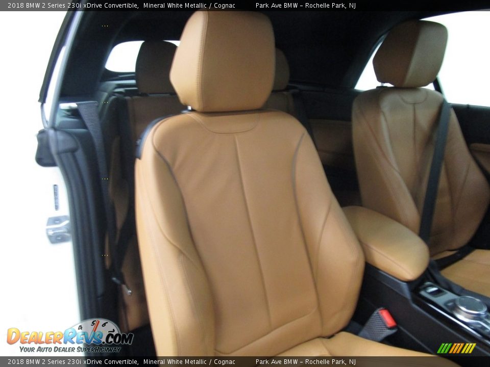 2018 BMW 2 Series 230i xDrive Convertible Mineral White Metallic / Cognac Photo #18