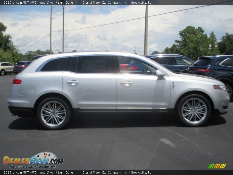 2019 Lincoln MKT AWD Ingot Silver / Light Dune Photo #3