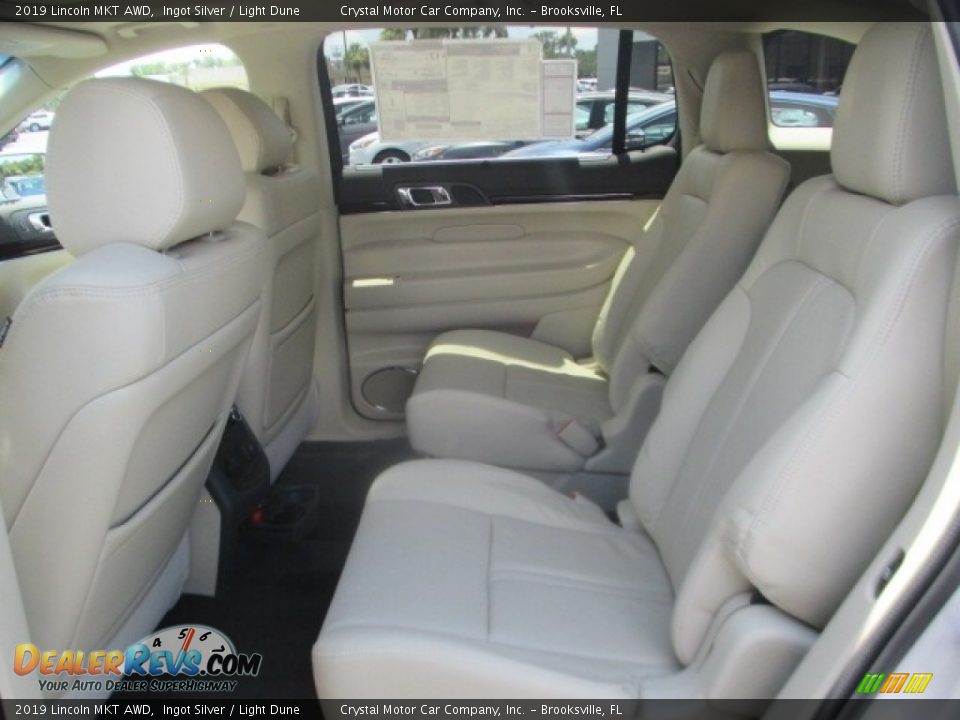 2019 Lincoln MKT AWD Ingot Silver / Light Dune Photo #7