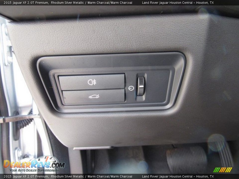 2015 Jaguar XF 2.0T Premium Rhodium Silver Metallic / Warm Charcoal/Warm Charcoal Photo #27