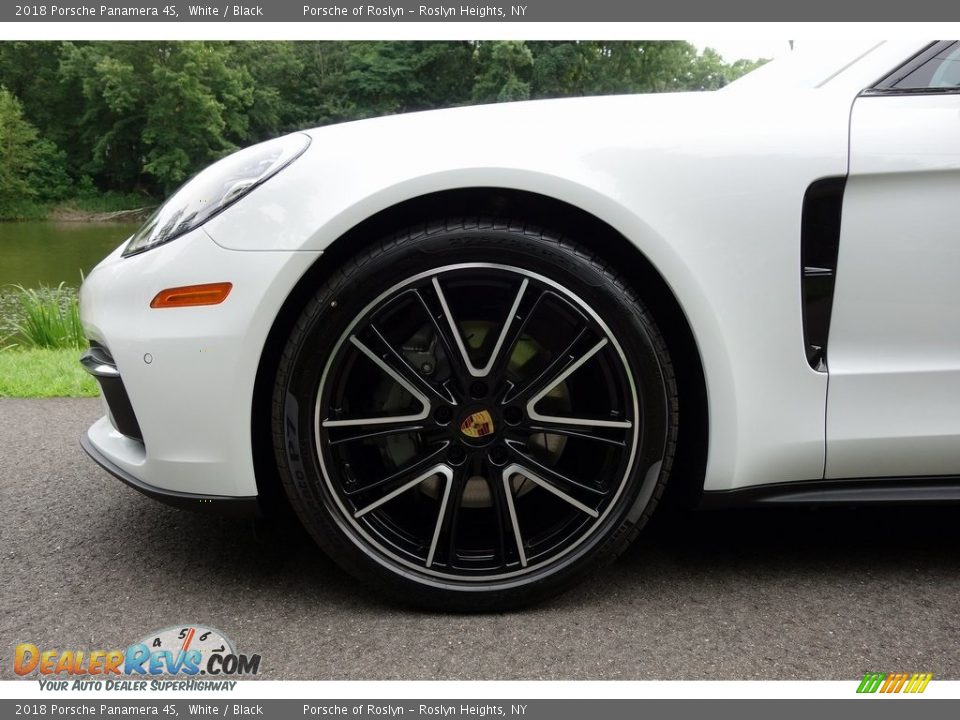 2018 Porsche Panamera 4S White / Black Photo #9