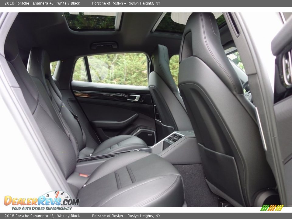 2018 Porsche Panamera 4S White / Black Photo #19