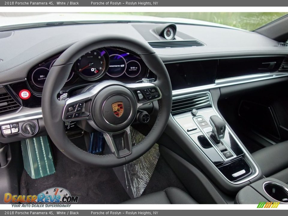 2018 Porsche Panamera 4S White / Black Photo #20