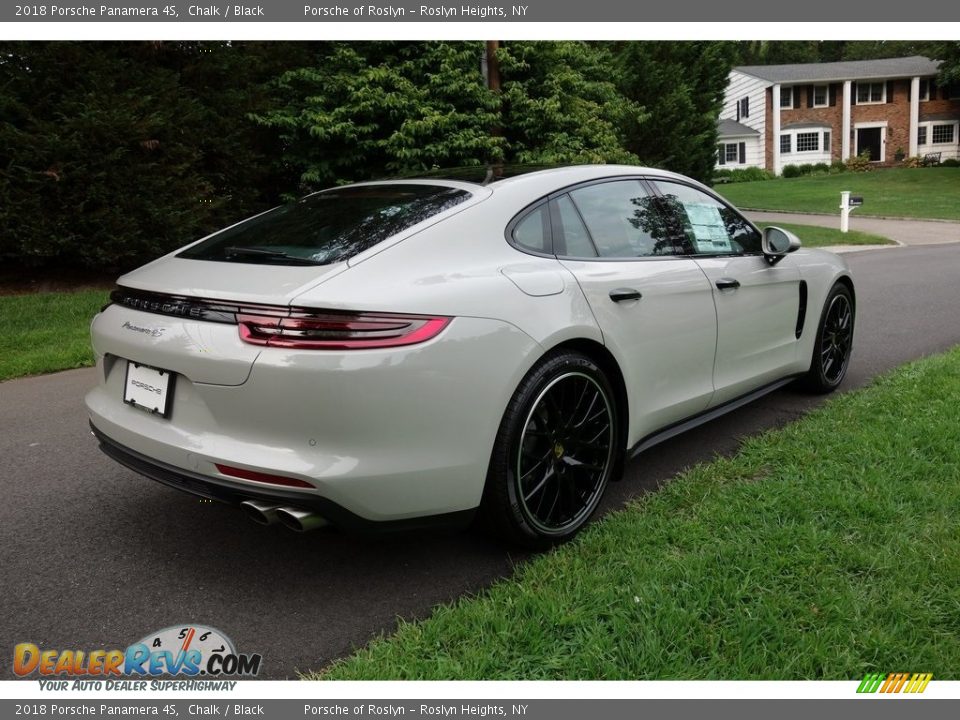2018 Porsche Panamera 4S Chalk / Black Photo #4