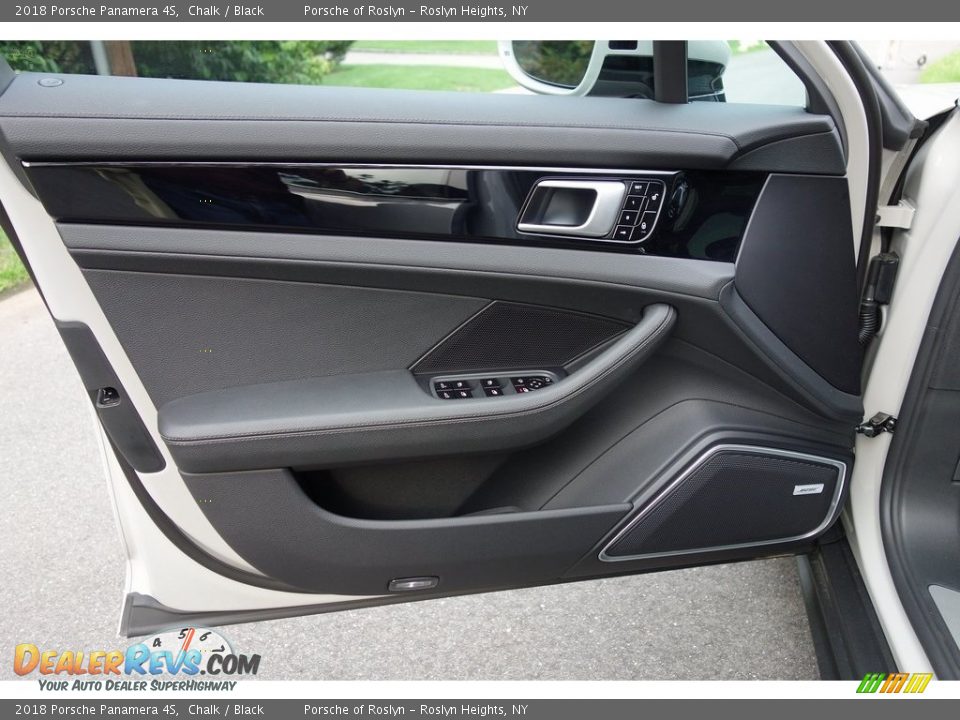 2018 Porsche Panamera 4S Chalk / Black Photo #11