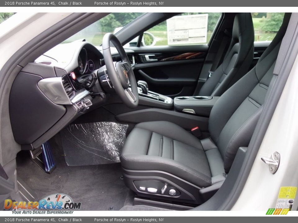 2018 Porsche Panamera 4S Chalk / Black Photo #12