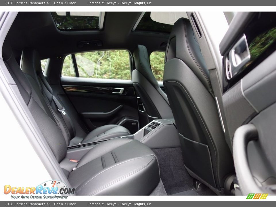 2018 Porsche Panamera 4S Chalk / Black Photo #19