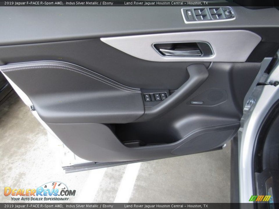 2019 Jaguar F-PACE R-Sport AWD Indus Silver Metallic / Ebony Photo #24