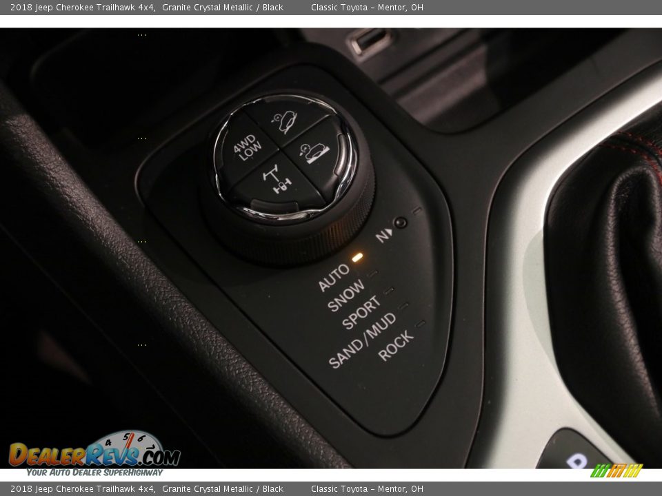 2018 Jeep Cherokee Trailhawk 4x4 Granite Crystal Metallic / Black Photo #16