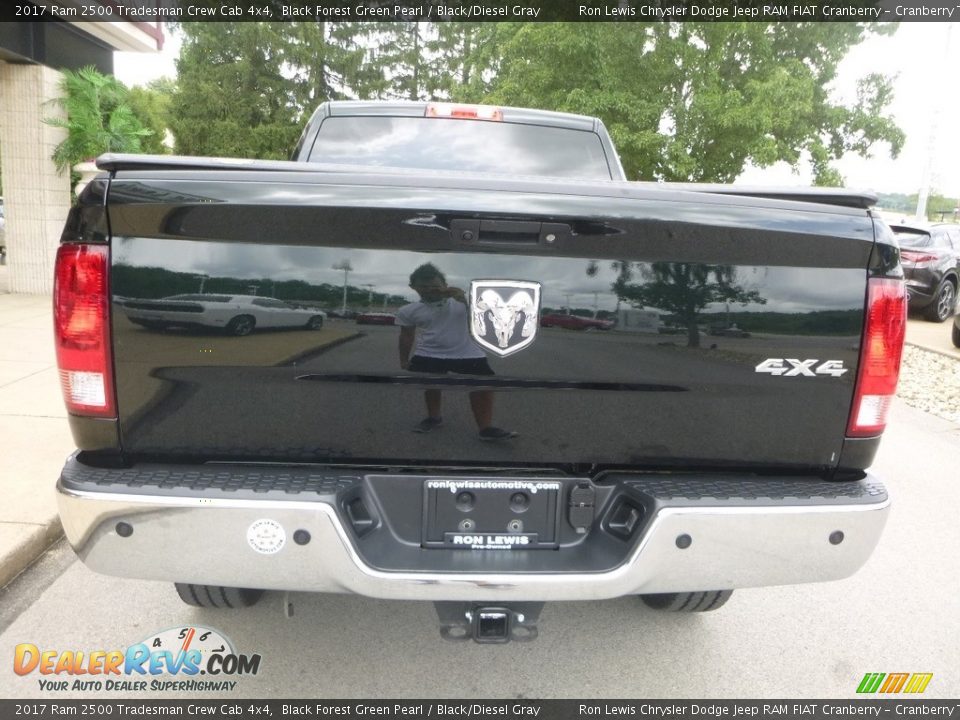 2017 Ram 2500 Tradesman Crew Cab 4x4 Black Forest Green Pearl / Black/Diesel Gray Photo #9