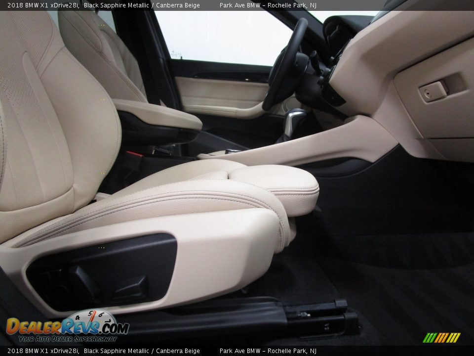 2018 BMW X1 xDrive28i Black Sapphire Metallic / Canberra Beige Photo #18