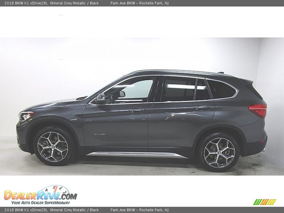 2018 BMW X1 xDrive28i Mineral Grey Metallic / Black Photo #2