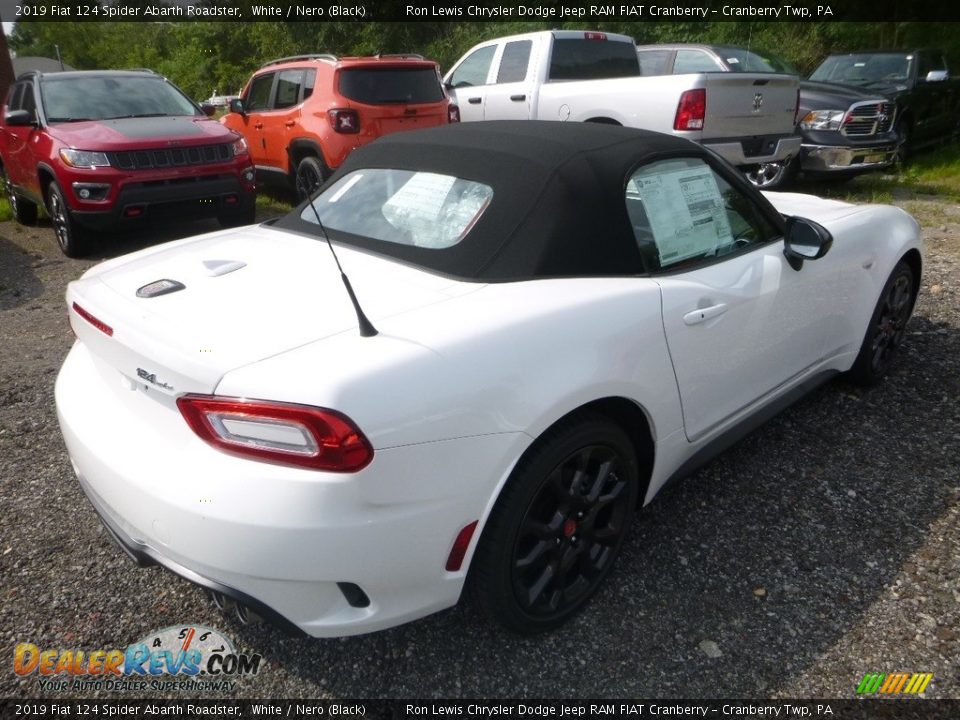 2019 Fiat 124 Spider Abarth Roadster White / Nero (Black) Photo #5