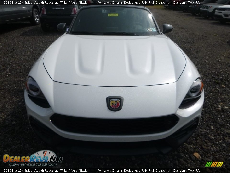 2019 Fiat 124 Spider Abarth Roadster White / Nero (Black) Photo #8