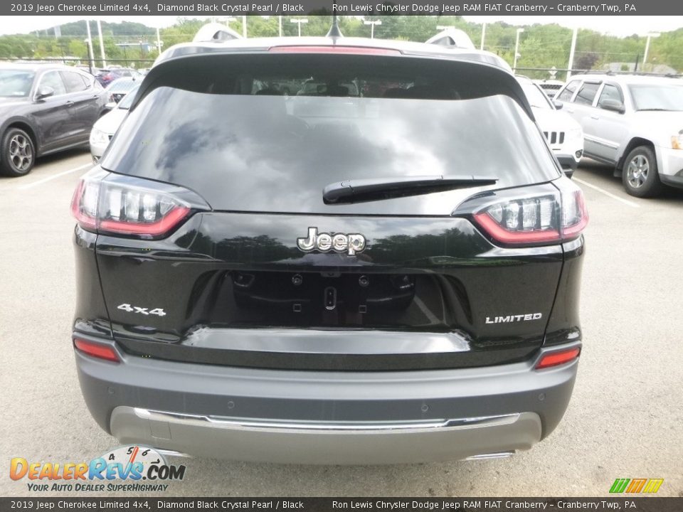 2019 Jeep Cherokee Limited 4x4 Diamond Black Crystal Pearl / Black Photo #4