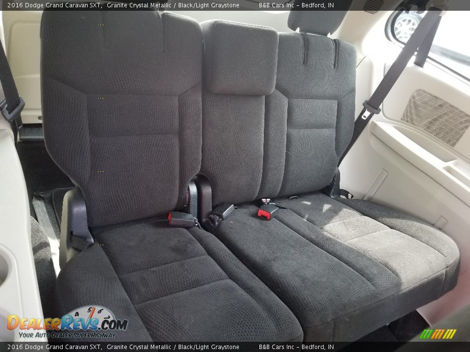 2016 Dodge Grand Caravan SXT Granite Crystal Metallic / Black/Light Graystone Photo #10