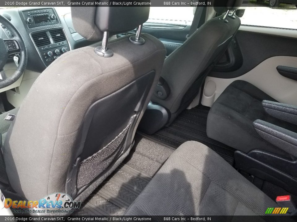 2016 Dodge Grand Caravan SXT Granite Crystal Metallic / Black/Light Graystone Photo #17