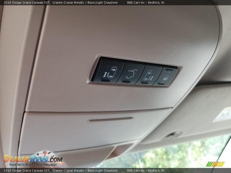 2016 Dodge Grand Caravan SXT Granite Crystal Metallic / Black/Light Graystone Photo #23
