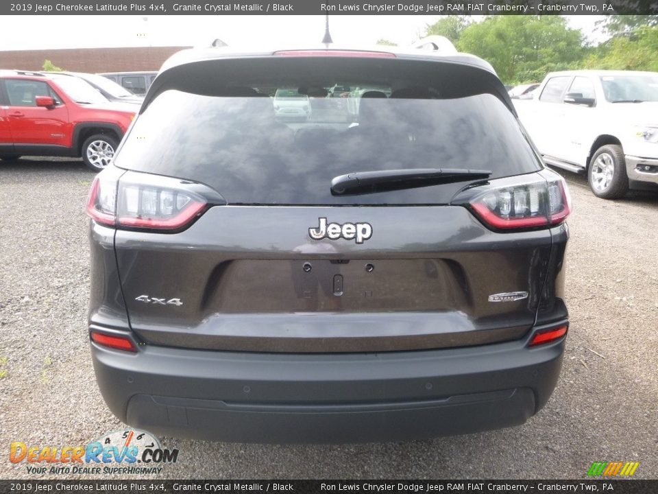 2019 Jeep Cherokee Latitude Plus 4x4 Granite Crystal Metallic / Black Photo #4