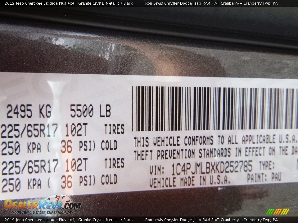 2019 Jeep Cherokee Latitude Plus 4x4 Granite Crystal Metallic / Black Photo #14