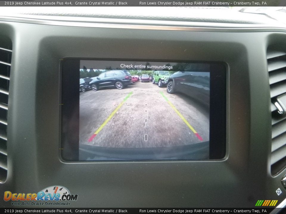 2019 Jeep Cherokee Latitude Plus 4x4 Granite Crystal Metallic / Black Photo #16