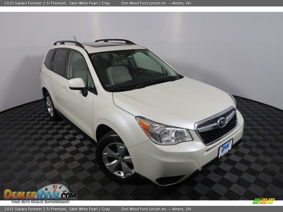 2015 Subaru Forester 2.5i Premium Satin White Pearl / Gray Photo #2