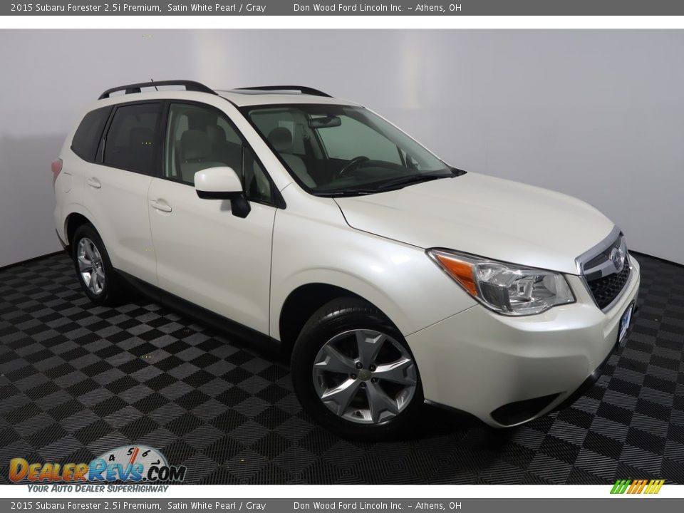 2015 Subaru Forester 2.5i Premium Satin White Pearl / Gray Photo #6