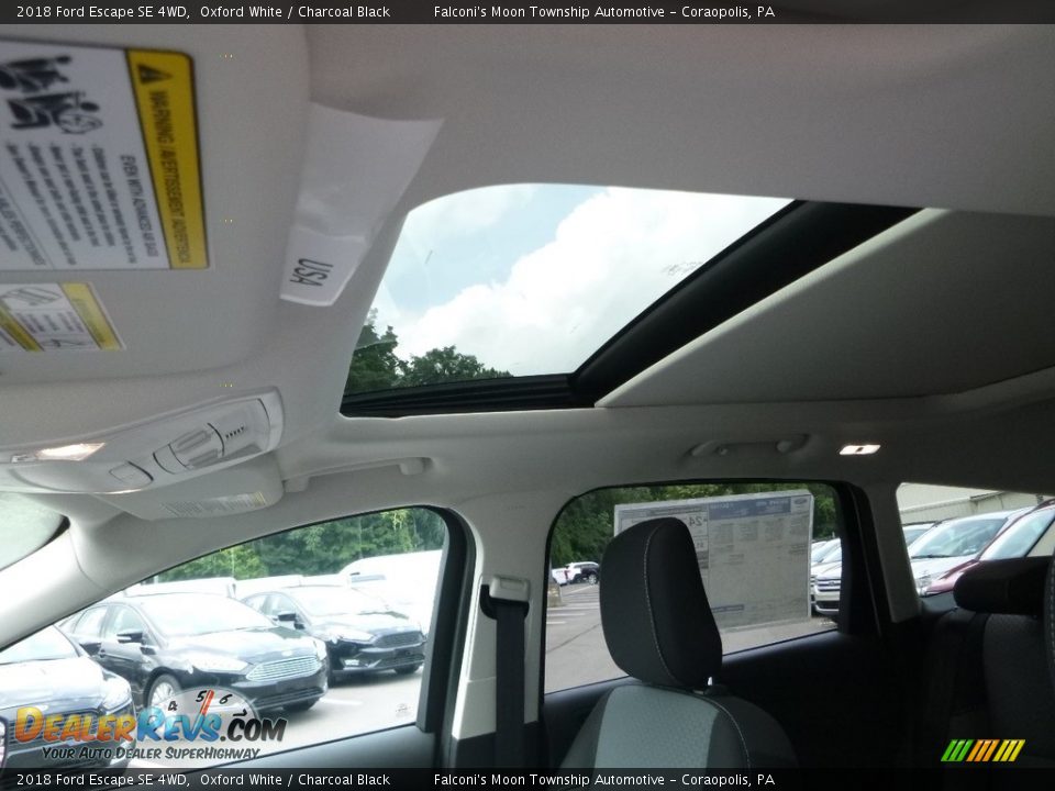 2018 Ford Escape SE 4WD Oxford White / Charcoal Black Photo #13