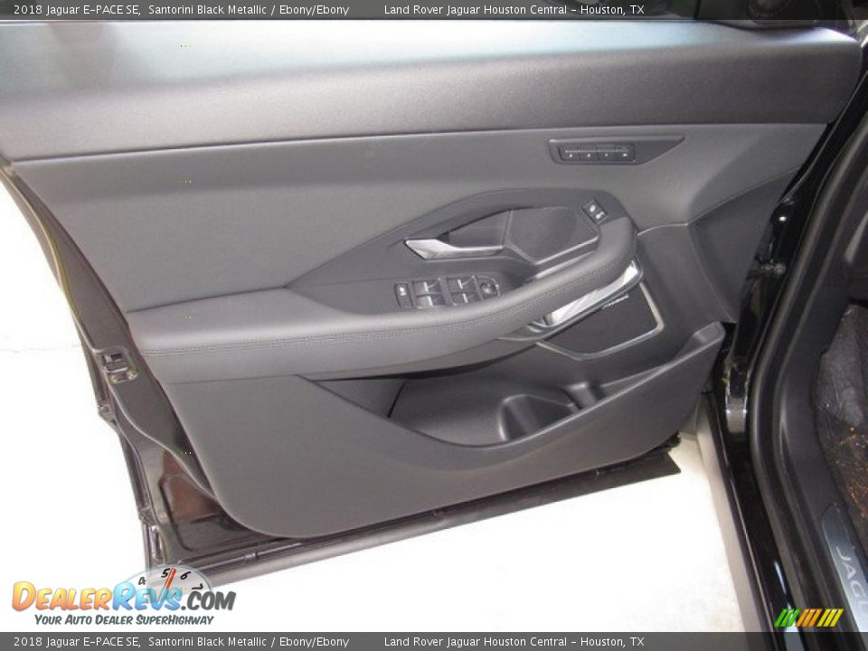 2018 Jaguar E-PACE SE Santorini Black Metallic / Ebony/Ebony Photo #25