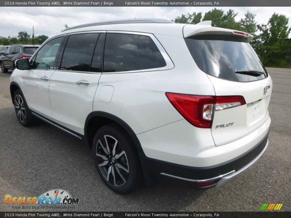 2019 Honda Pilot Touring AWD White Diamond Pearl / Beige Photo #2
