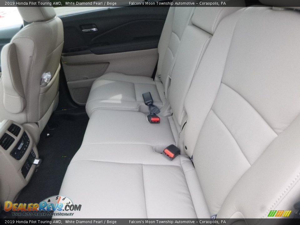 2019 Honda Pilot Touring AWD White Diamond Pearl / Beige Photo #9
