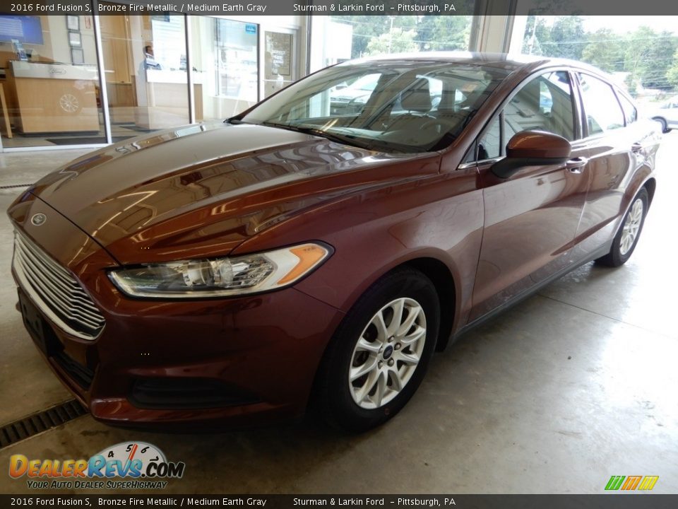 2016 Ford Fusion S Bronze Fire Metallic / Medium Earth Gray Photo #5