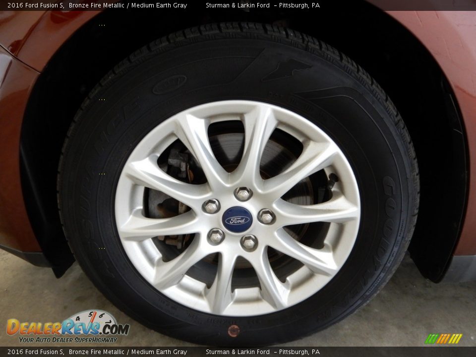 2016 Ford Fusion S Bronze Fire Metallic / Medium Earth Gray Photo #6